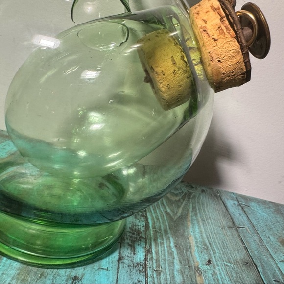Vintage Large Hand Blown Green Glass Italian Wine Decanter with Ice Chamber - Picture 7 of 13
